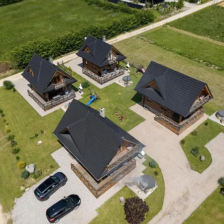 度假居 Pod Limbami Iv *