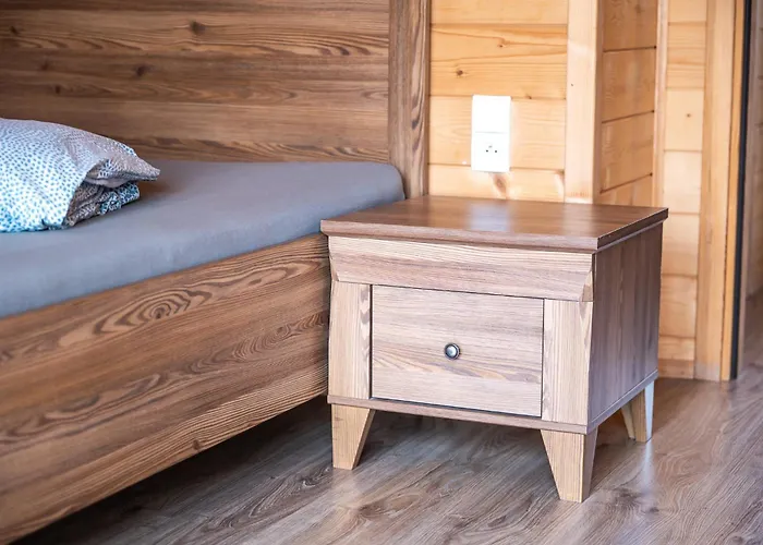 Pod Limbami Iv * 克鲁斯兹考采